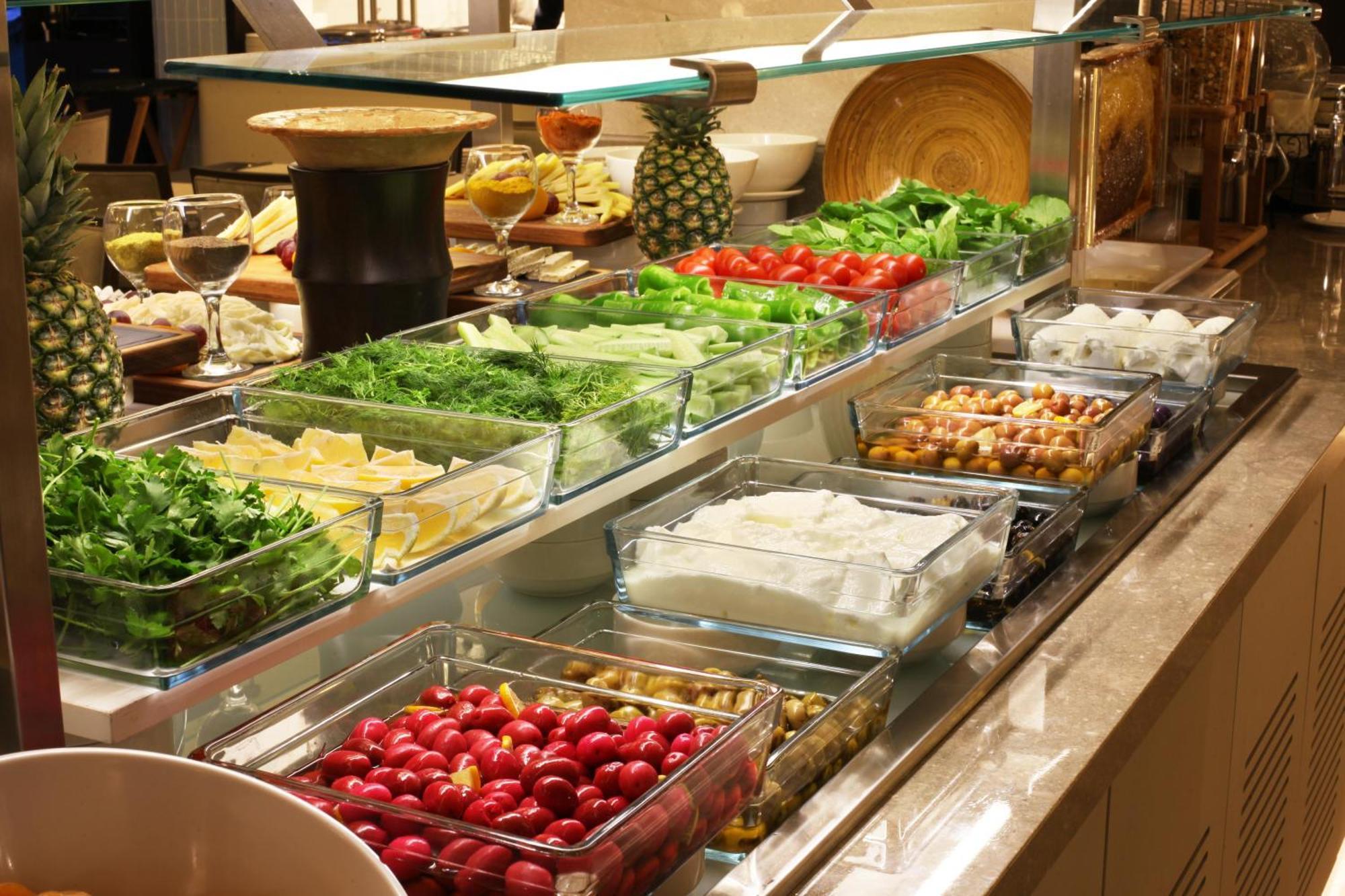 Bentley Hotel Bosphorus - Special Class Estambul Exterior foto A salad bar